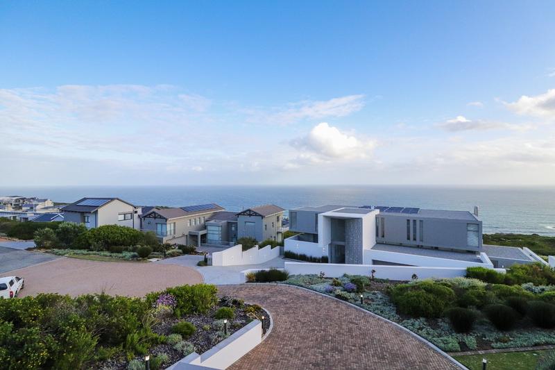 4 Bedroom Property for Sale in Pinnacle Point Golf Estate Western Cape